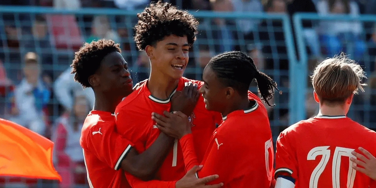 Learning-from-Football’s-Greatest-Example