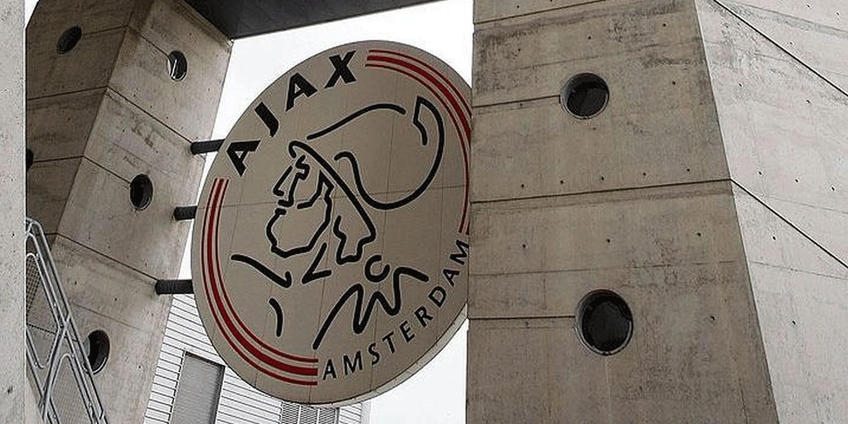 Ajax-Prioritizes-Technical-Director-Hunt-as-Maxwell-and-Cruyff-Emerge-as-Leading-Candidates