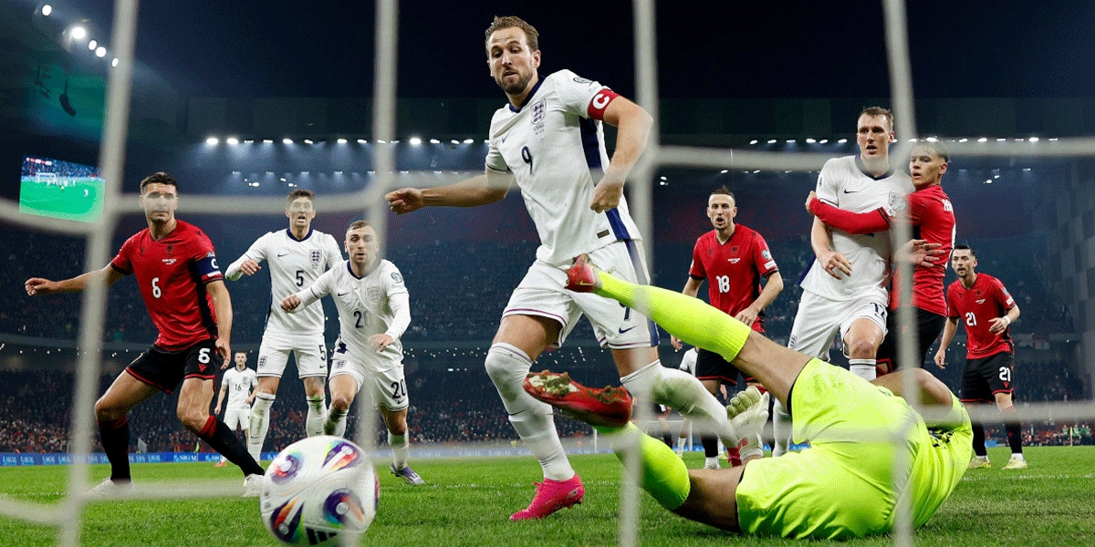 Kane-Breaks-Through-Late