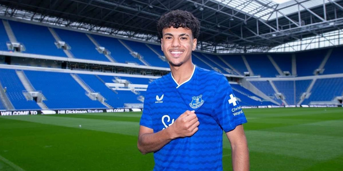 Everton-Explores-Loan-Move-for-Adam-Aznou