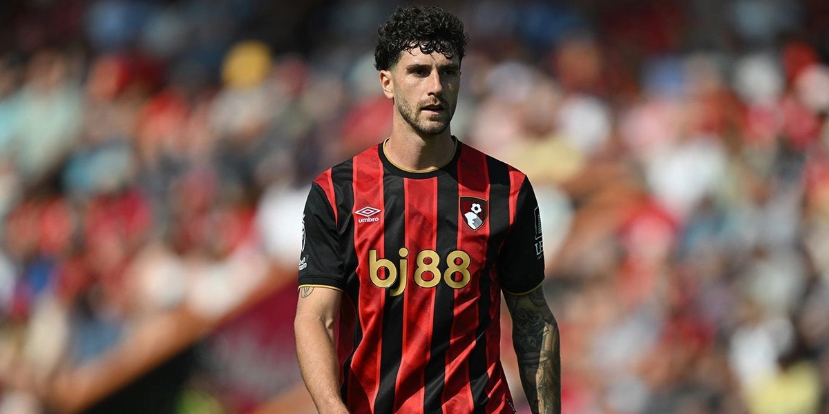 Juventus-Joins-the-Hunt-for-Bournemouth’s-Marcos-Senesi