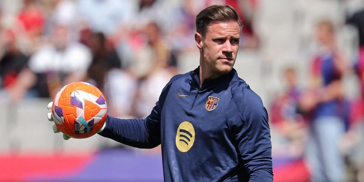 Marc-André-ter-Stegen-Faces-Crucial-Decision-as-Barcelona-Redefines-Goalkeeper-Hierarchy