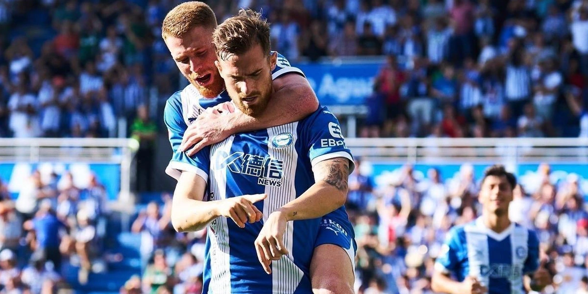 Toni-Martinez-Doubles-the-Lead